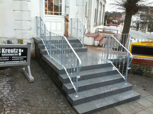 Treppen und Podeste  Außenanlagen Bau Kreutz Insel Rügen